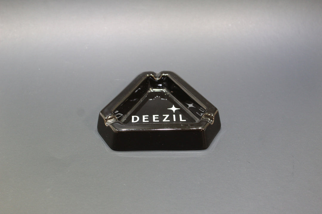 Deezil Triangle Ashtray